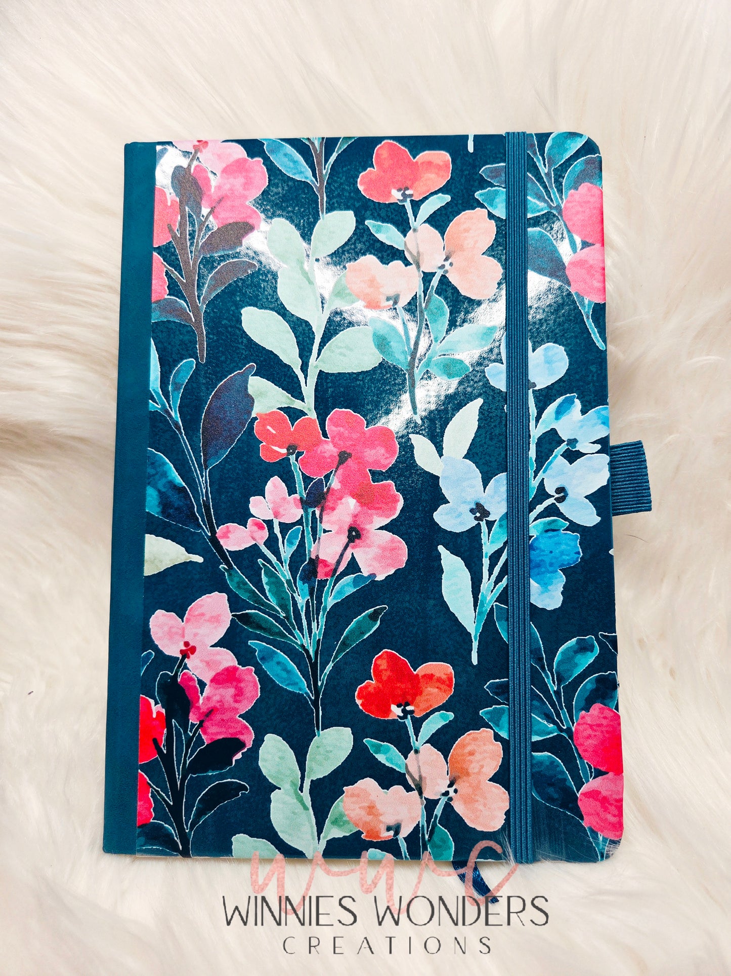 8.5 x 5.5 Notebook/Journal w/ Pen Holder