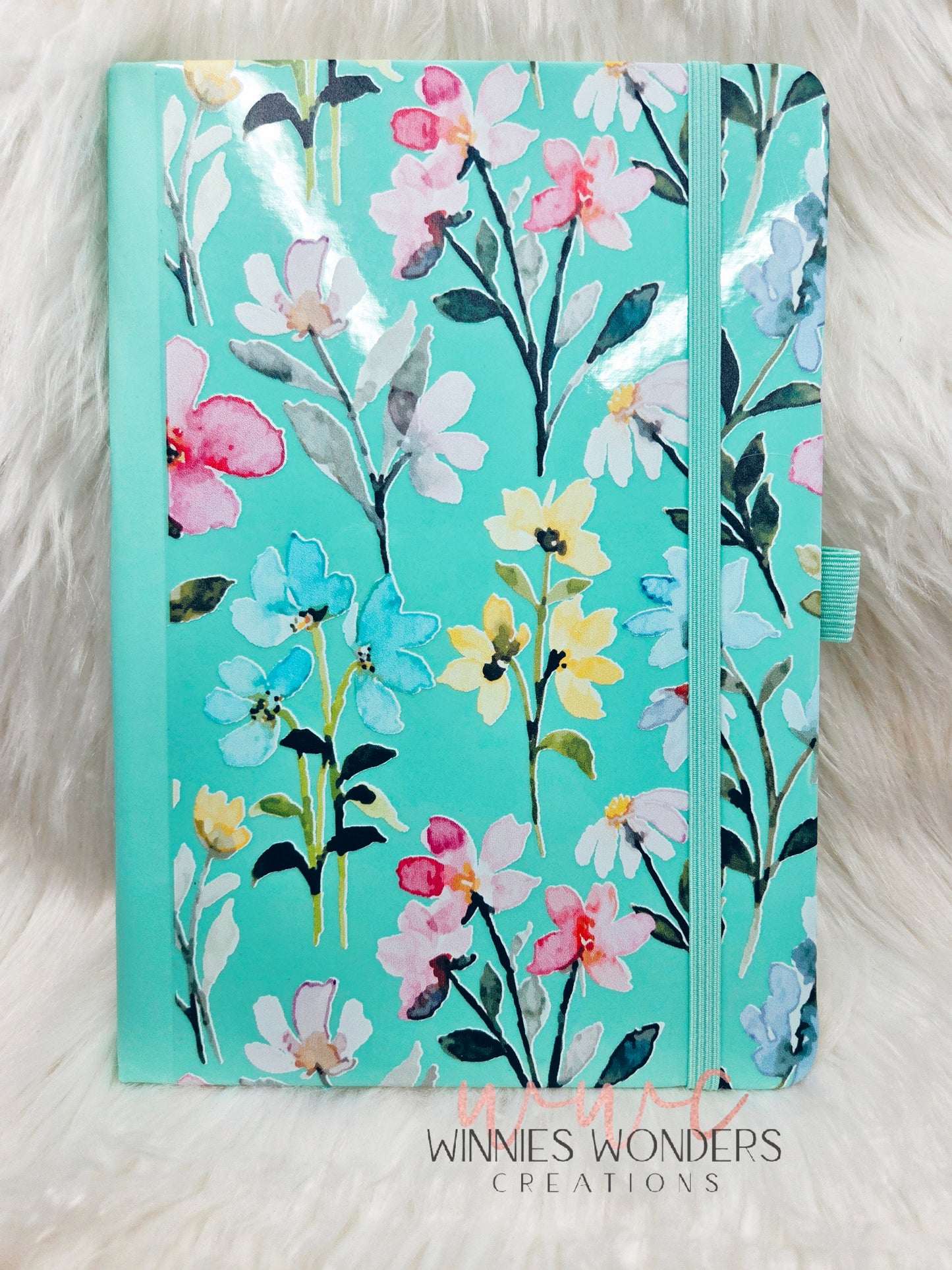 8.5 x 5.5 Notebook/Journal w/ Pen Holder