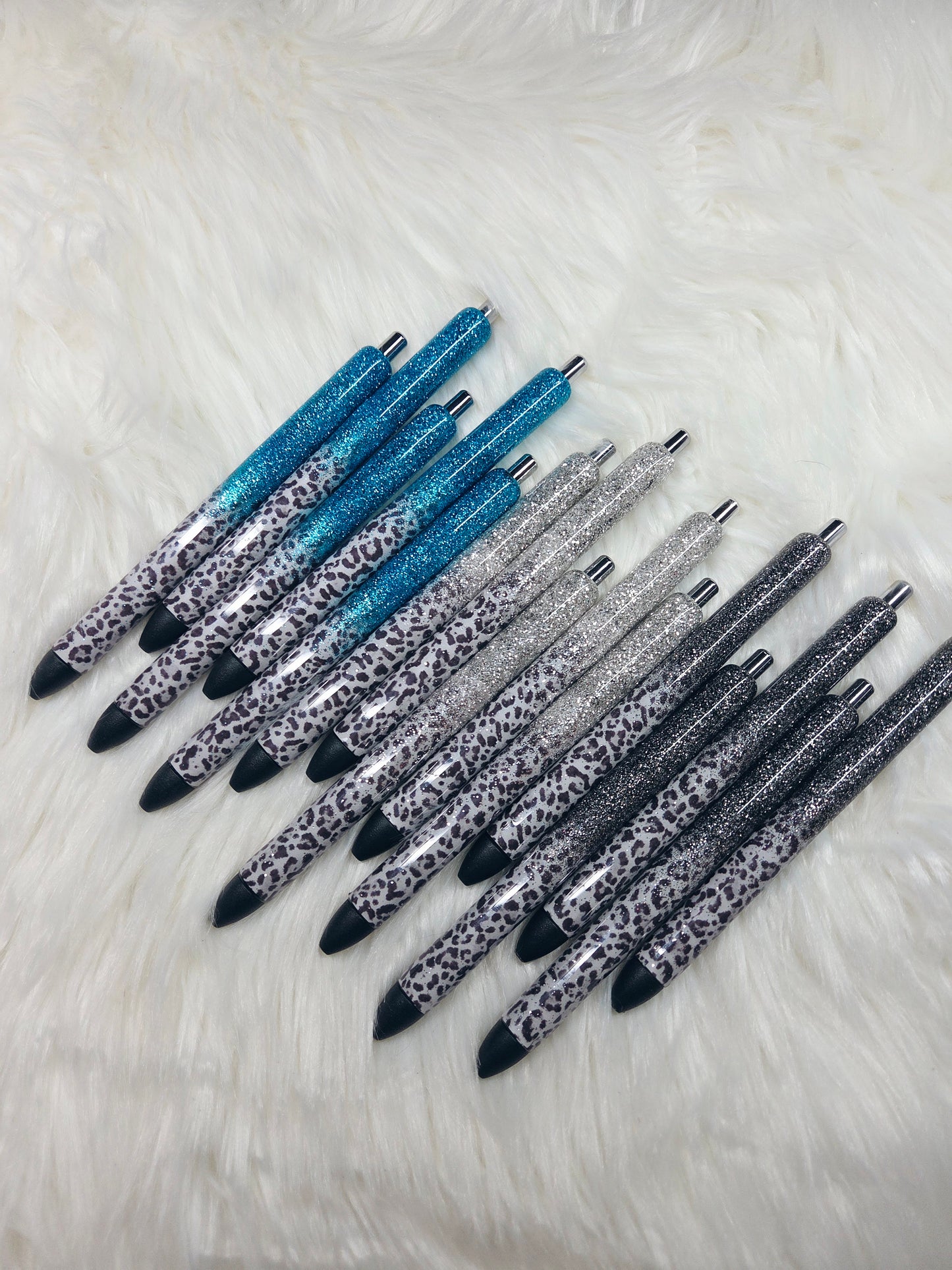 Gray Leopard Print Glitter Melt Pens