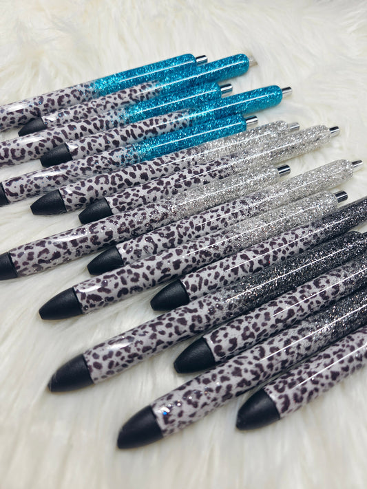 Gray Leopard Print Glitter Melt Pens