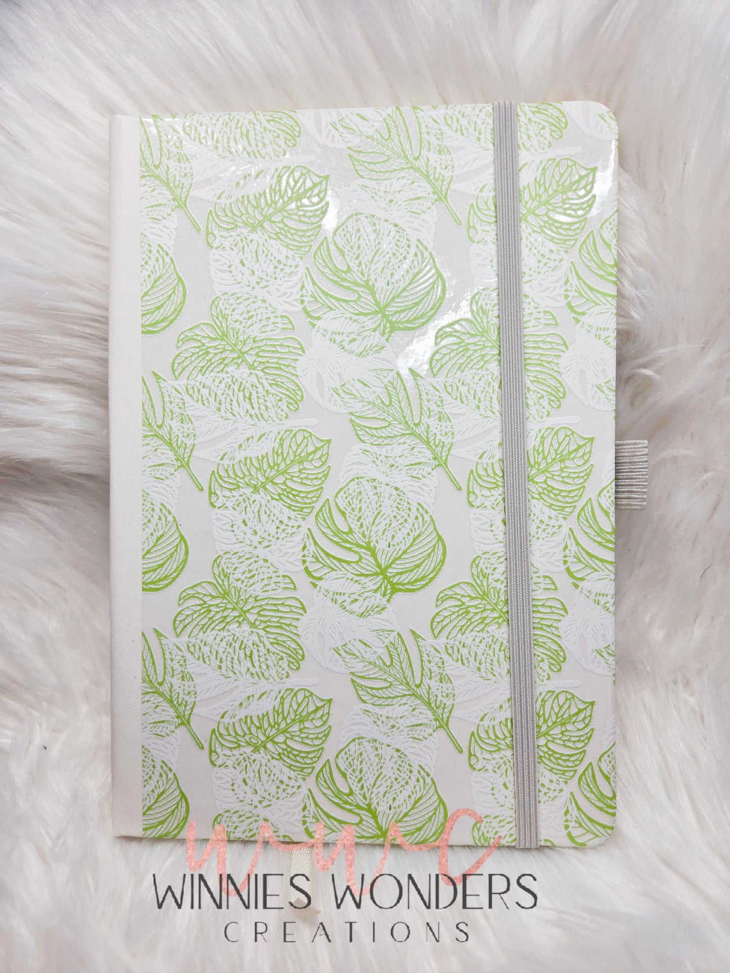 8.5 x 5.5 Notebook/Journal w/ Pen Holder